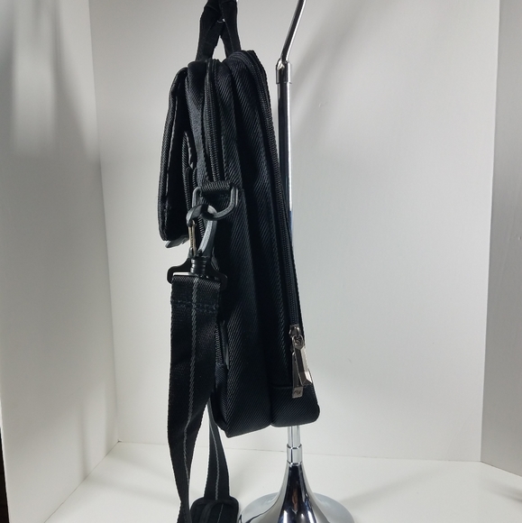 Solo Black Laptop Case Bag - Picture 5 of 13